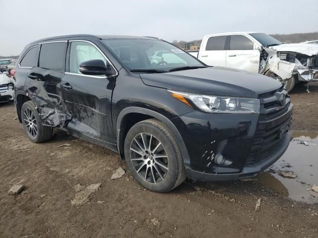 2018 Toyota Highlander SE