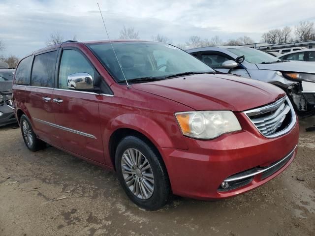 2013 Chrysler Town & Country Touring L