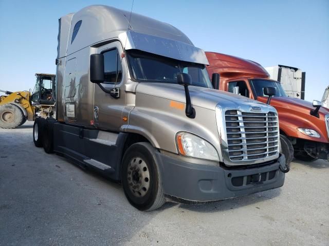 2016 Freightliner Cascadia 125