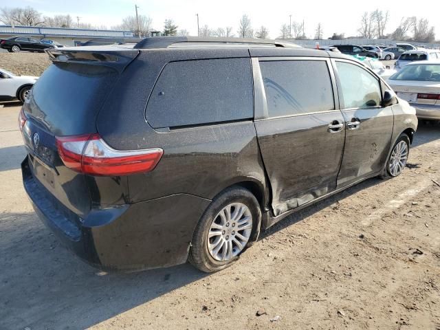 2015 Toyota Sienna XLE