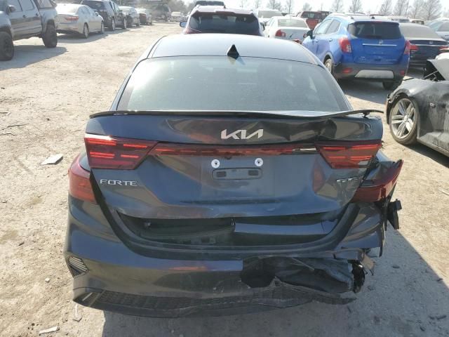 2022 KIA Forte GT Line