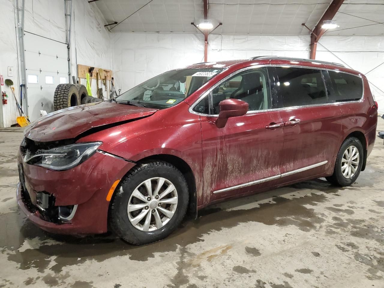 2017 Chrysler Pacifica Touring l