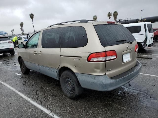 2002 Toyota Sienna CE