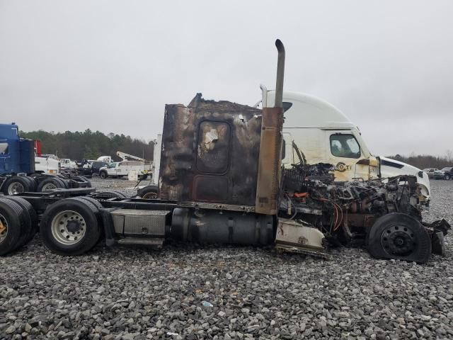 2005 Freightliner Conventional Coronado 132