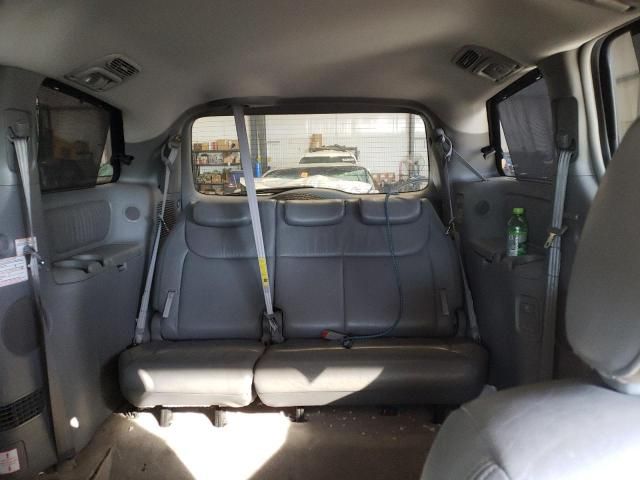 2005 Toyota Sienna XLE