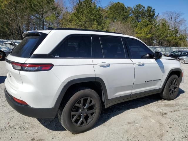 2024 Jeep Grand Cherokee Laredo