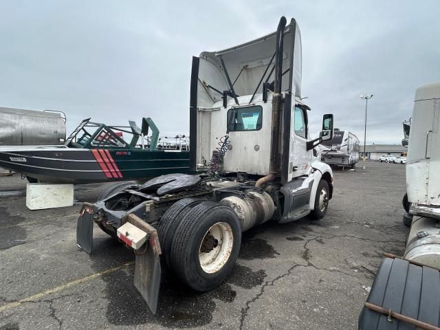 2016 Peterbilt 579