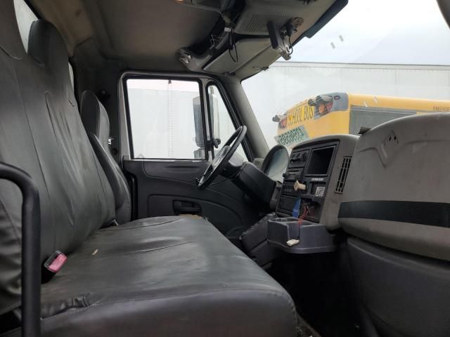 2009 International 4000 4400