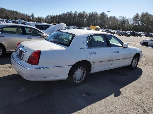 2001 Lincoln Town Car Executive