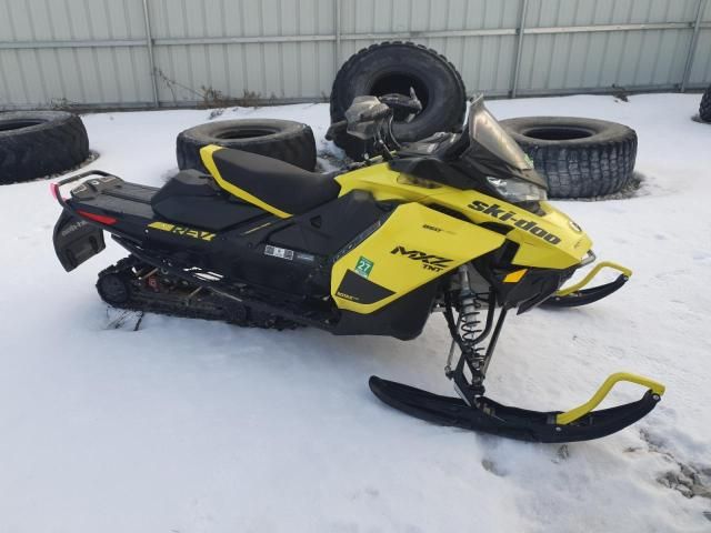 2020 Skidoo 2020 Skidoo Snowbmobil