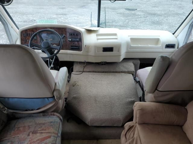 1999 Chevrolet P30