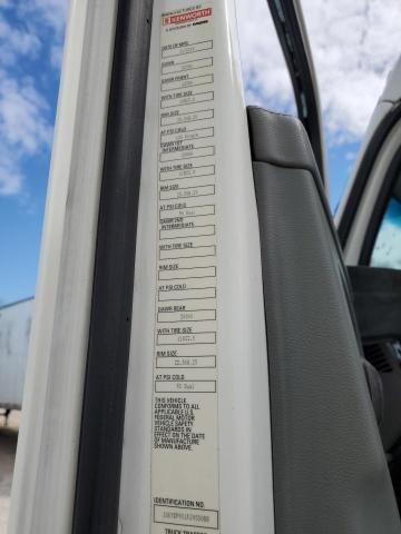 2015 Kenworth Construction T680