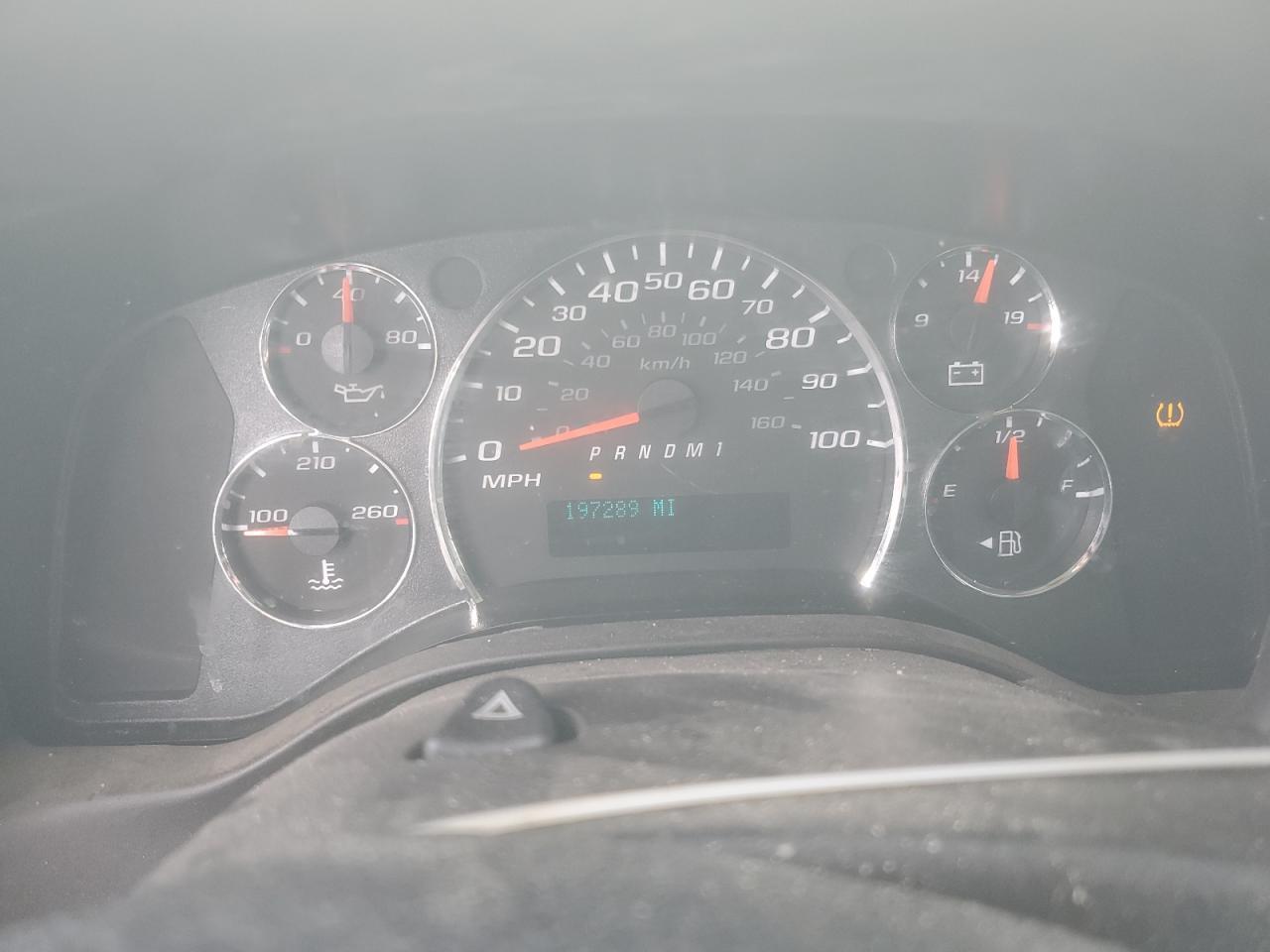 2013 Chev Express G2500