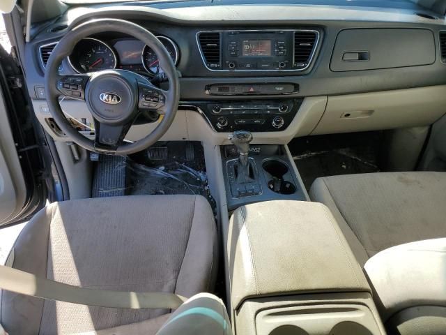 2016 KIA Sedona lx