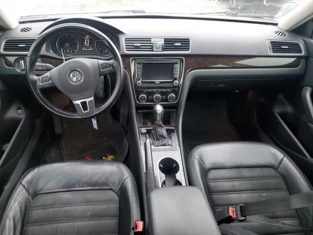 2015 Volkswagen Passat SEL