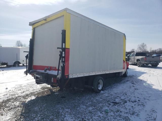 2021 Ford Econoline E450 Super Duty Cutaway Van