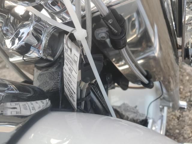 2013 Harley-Davidson Flstc Heritage Softail Classic