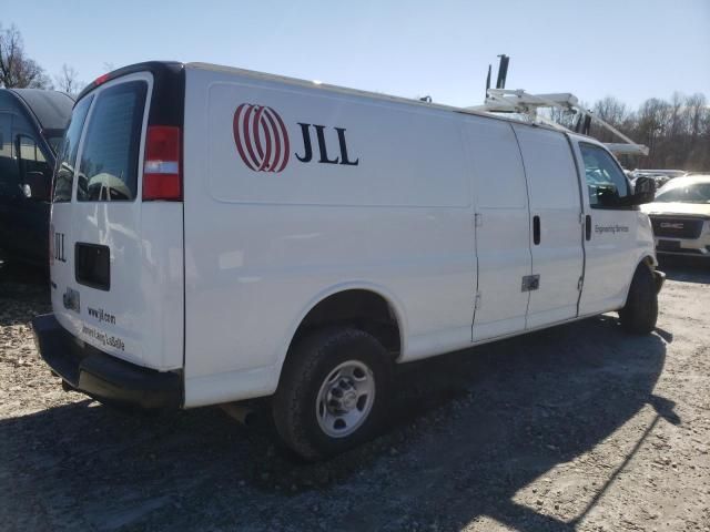 2020 Chevrolet Express G2500