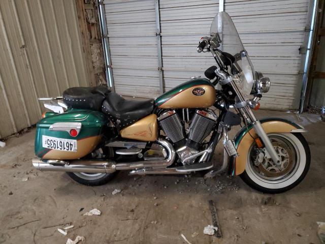 2004 Victory Touring