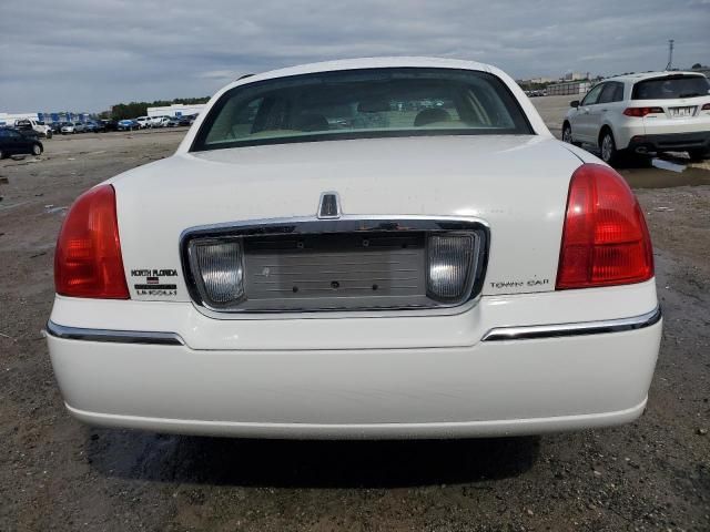 2006 Lincoln Town Car Signature