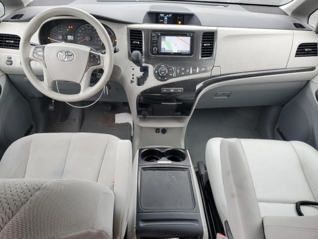 2014 Toyota Sienna LE