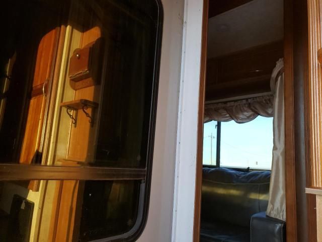 2015 Palomino Columbus