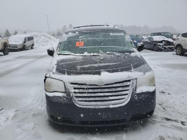 2010 Chrysler Town & Country Touring