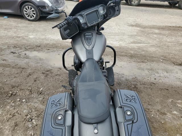 2020 Indian Motorcycle Co. Chieftain Dark Horse