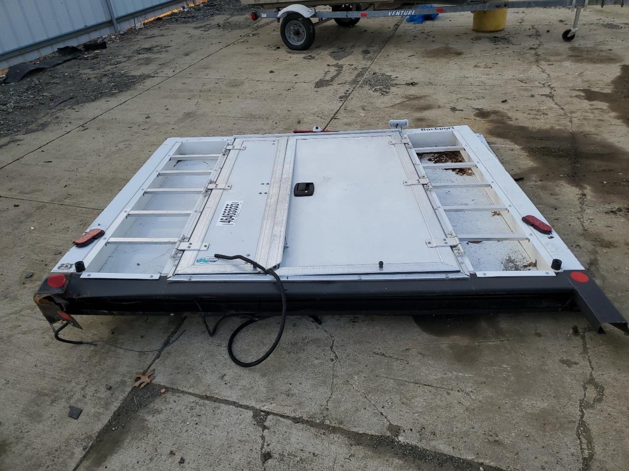 2025 Ford Econoline E450 Super Duty Cutaway Van