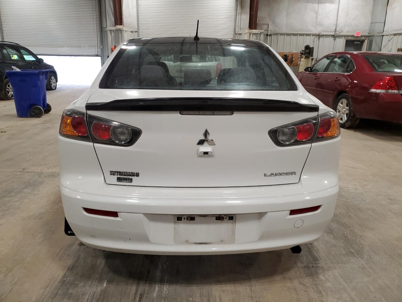2017 Mitsubishi Lancer es