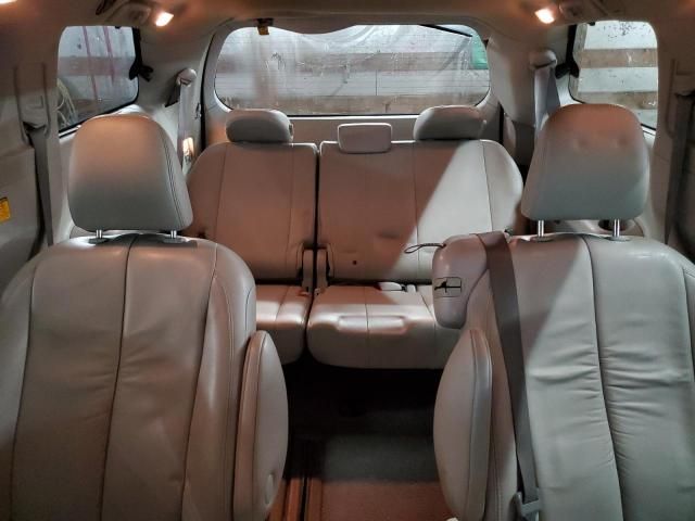 2011 Toyota Sienna XLE