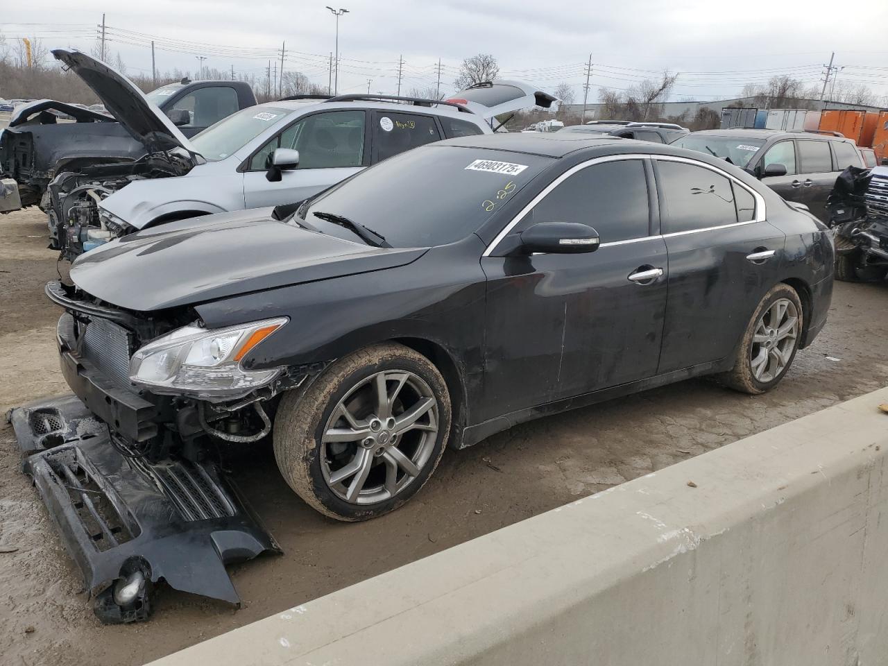 2012 Nissan Maxima s
