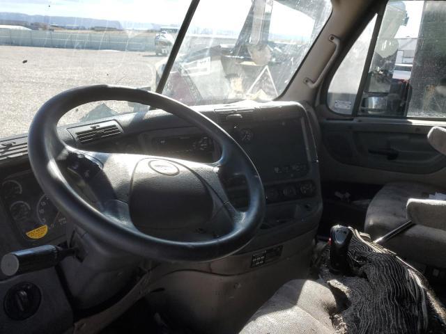 2015 Freightliner Cascadia 125