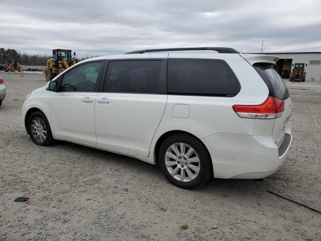 2011 Toyota Sienna XLE