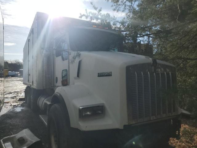 2009 Kenworth Construction T800