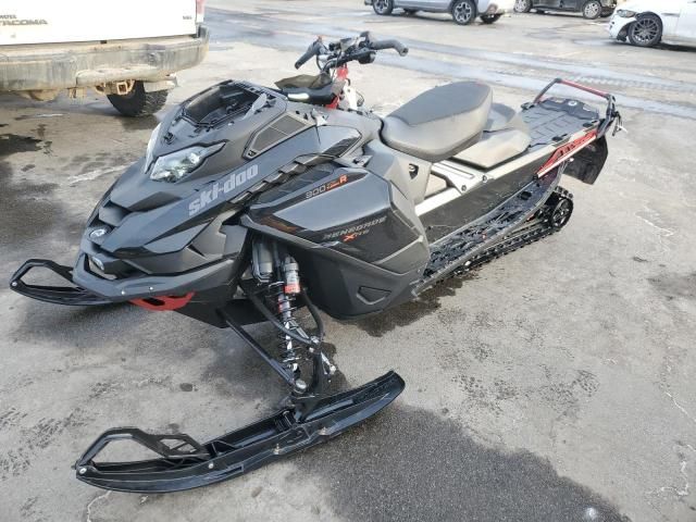 2025 Skidoo 2025 Skidoo Renegade