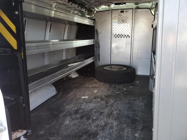 2021 Chevrolet Express G2500