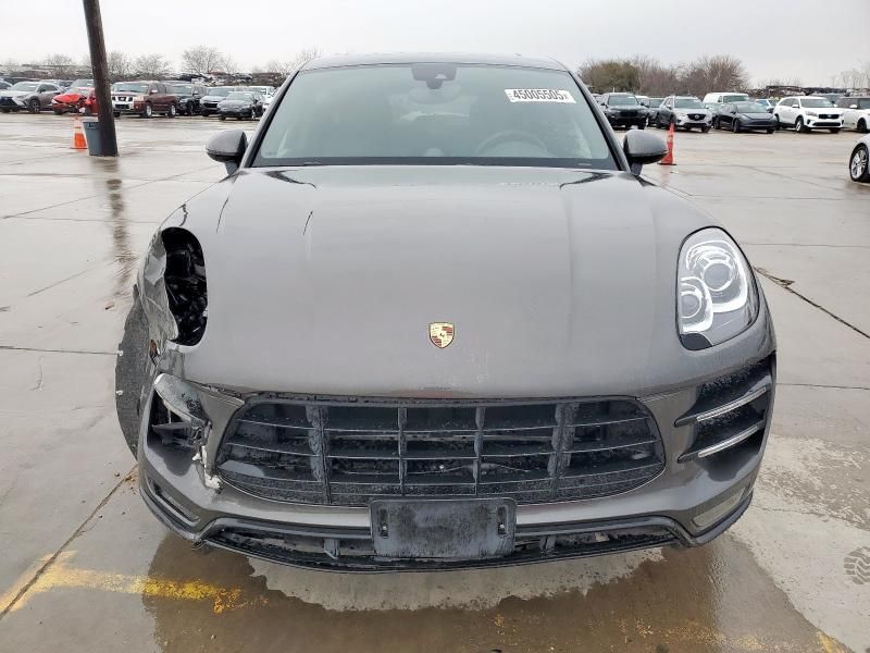 2018 Porsche Macan Turbo