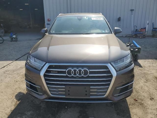 2019 Audi Q7 Premium Plus