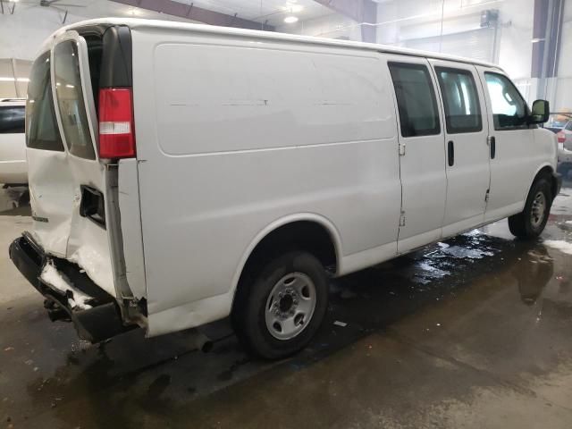 2020 Chevrolet Express G2500