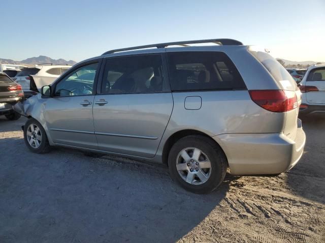 2004 Toyota Sienna CE