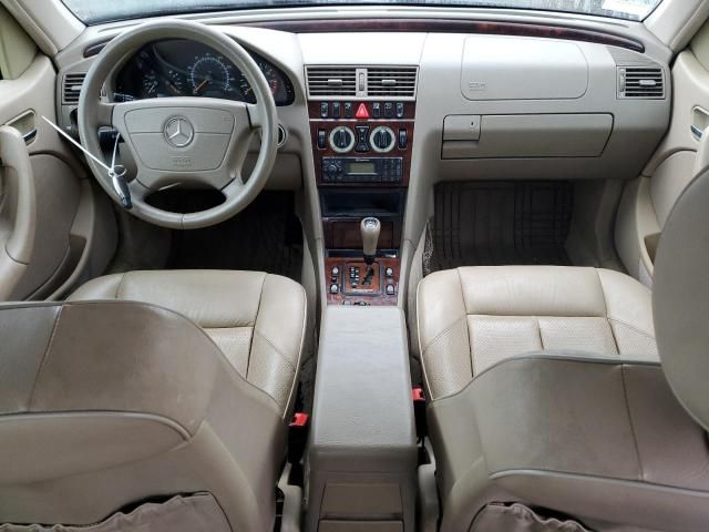 2000 Mercedes-Benz C 230
