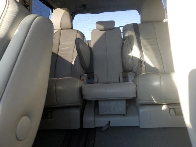 2012 Toyota Sienna XLE