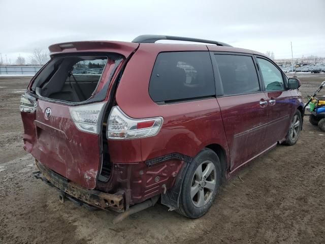 2013 Toyota Sienna Sport