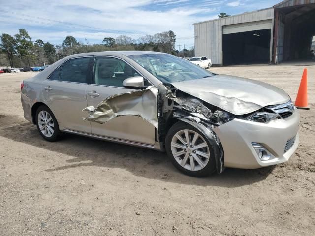 2014 Toyota Camry Hybrid