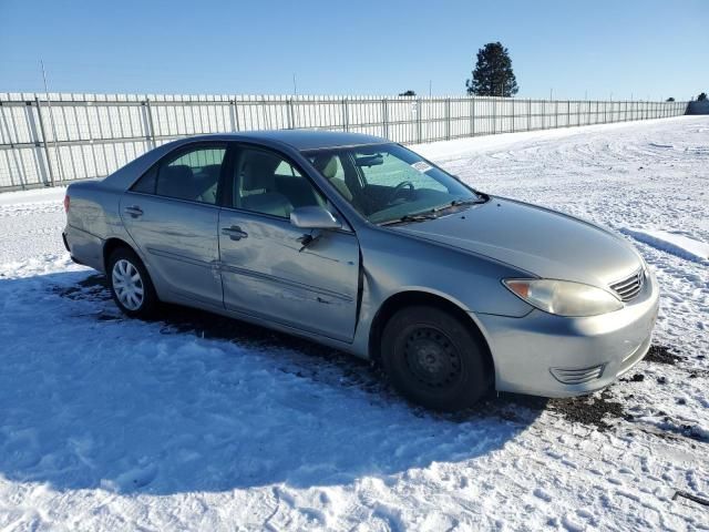 2005 Toyota Camry LE