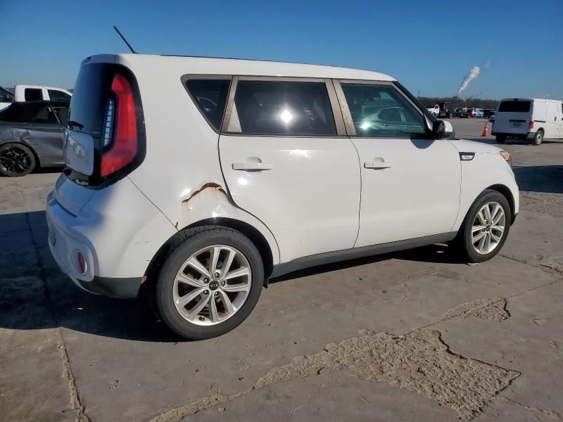 2018 KIA Soul +