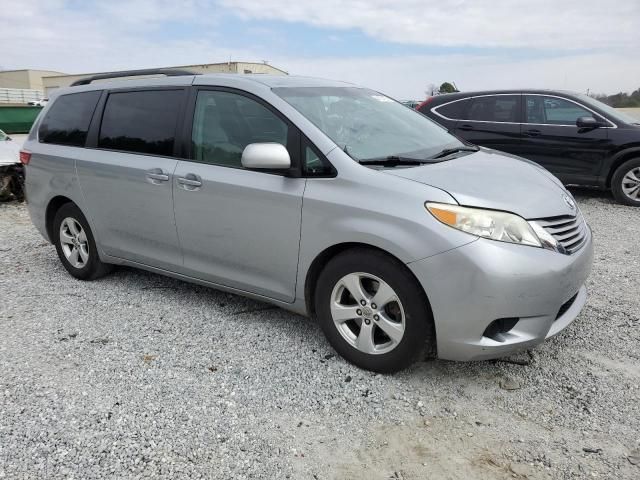 2015 Toyota Sienna LE