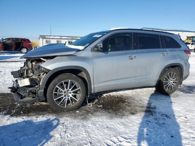 2017 Toyota Highlander SE