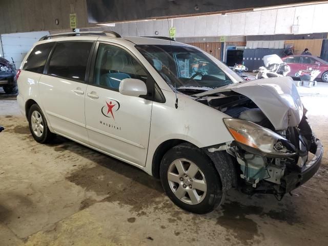 2008 Toyota Sienna XLE